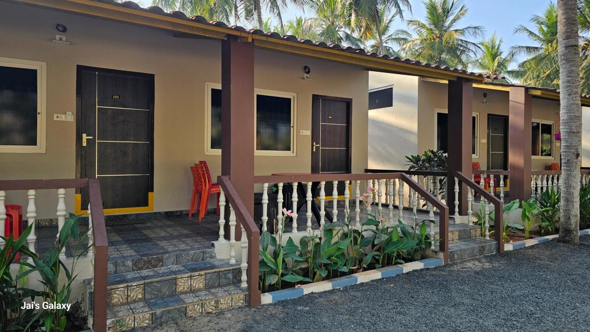 Coastline Beach Resort Perupalem Екстер'єр фото